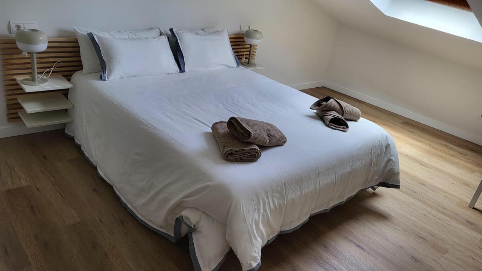 Apartamentos Lavandeira By Bebalmy Viveiro Esterno foto