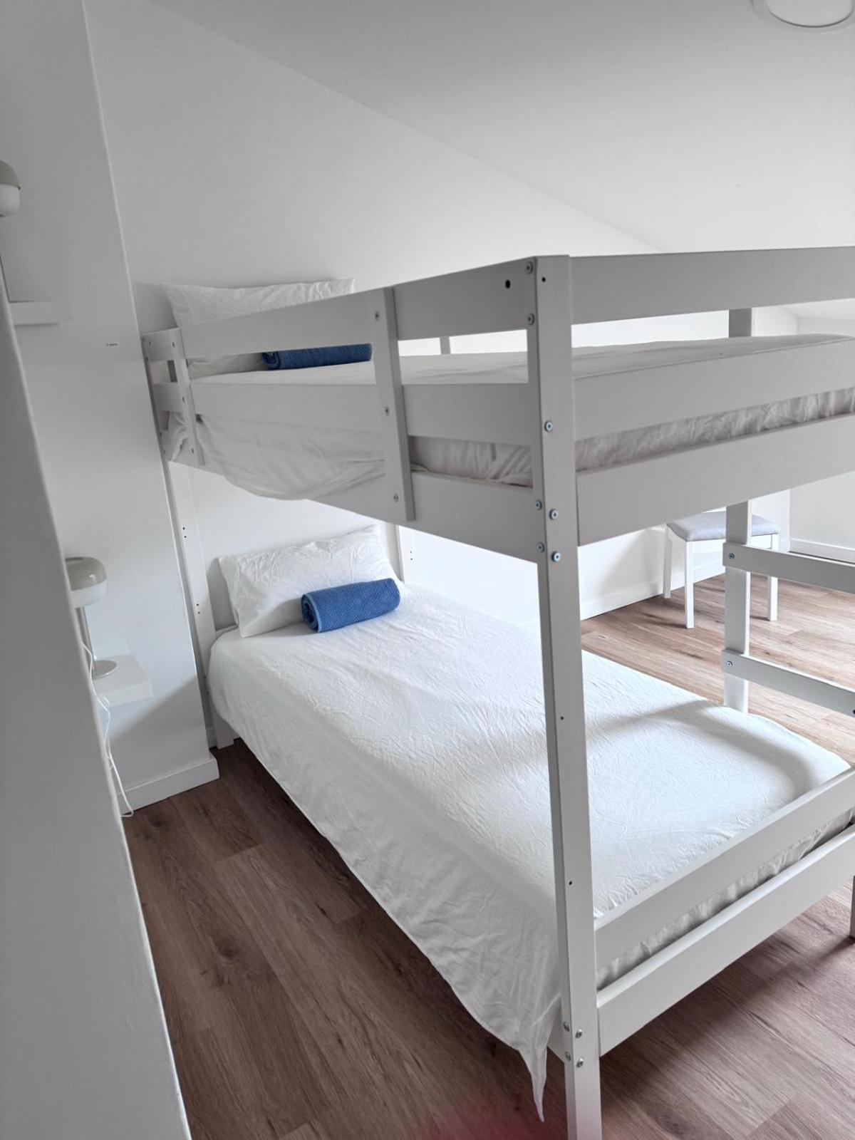 Apartamentos Lavandeira By Bebalmy Viveiro Esterno foto